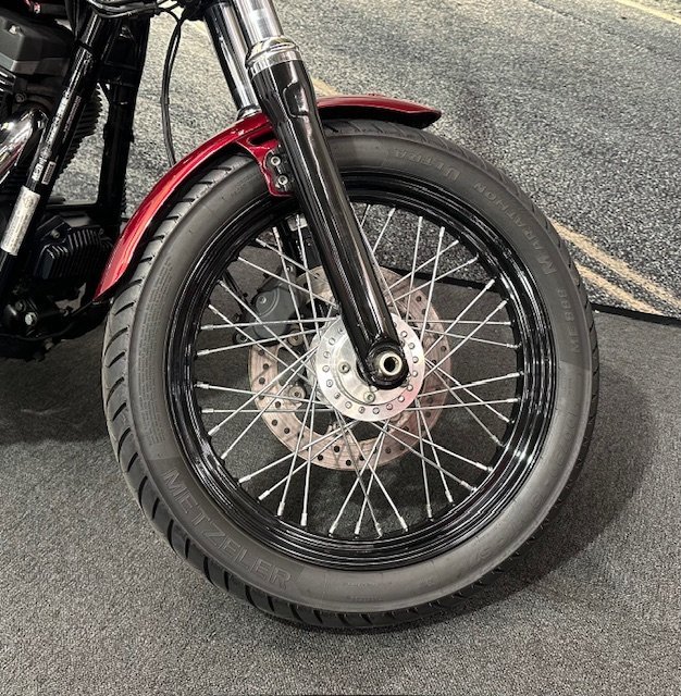2016 HARLEY-DAVIDSON FXDB STREET BOB Red