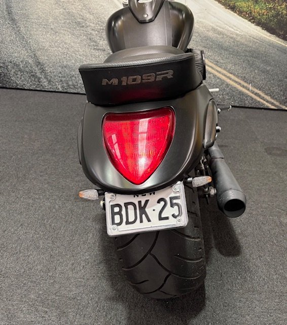 2012 Suzuki VZR 1800 BOULEVARD (M109R) Aurora Black
