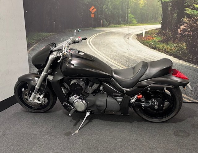 2012 Suzuki VZR 1800 BOULEVARD (M109R) Aurora Black
