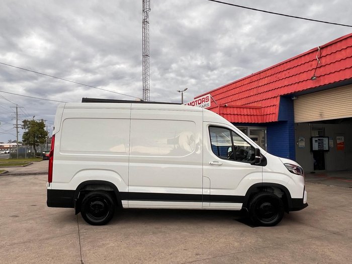 2022 LDV Deliver 9 MWB Mid Roof Blanc White