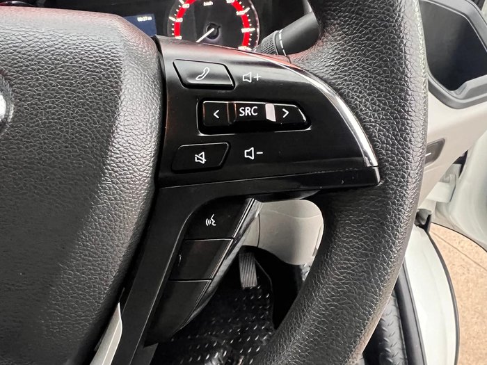 2022 LDV Deliver 9 MWB Mid Roof Blanc White