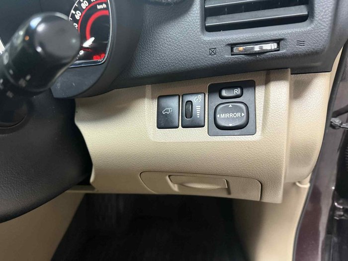 2013 Toyota Kluger Grande GSU40R Dark Furnace