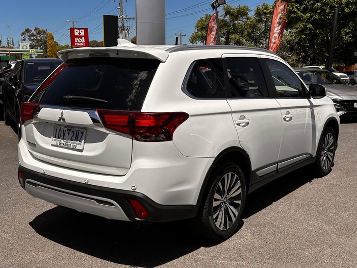 2018 Mitsubishi Outlander LS