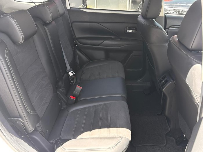 2018 Mitsubishi Outlander LS