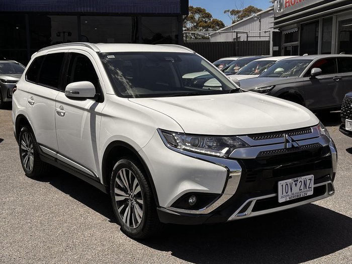 2018 Mitsubishi Outlander LS
