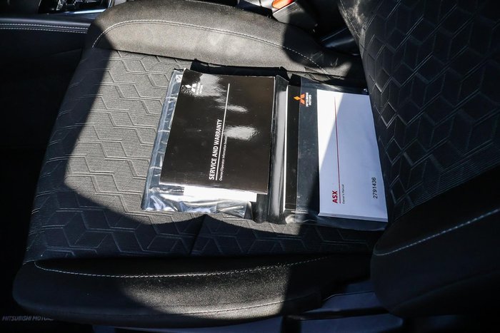 2022 Mitsubishi ASX ES XD MY22 White