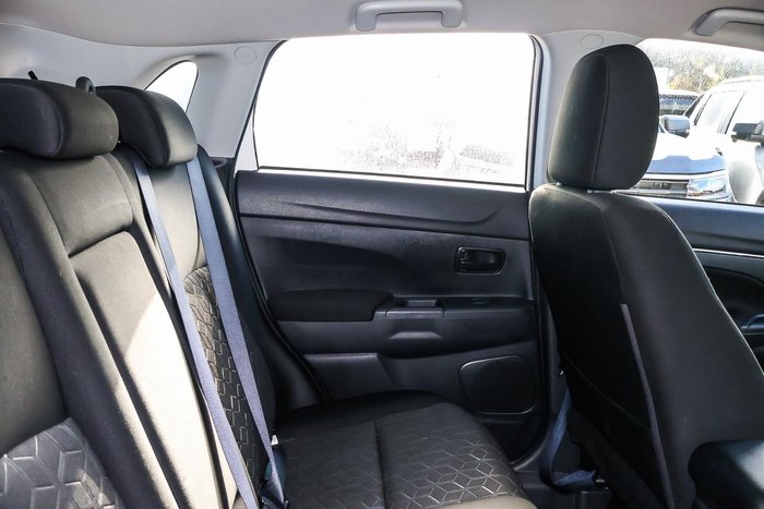 2022 Mitsubishi ASX ES