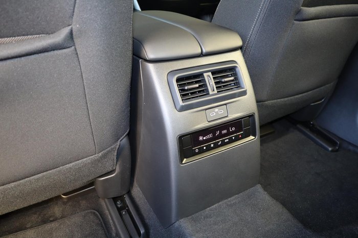 2025 Mazda CX-80 G40e Pure