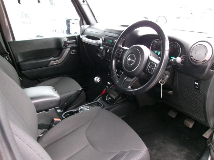 2017 Jeep Wrangler Sport