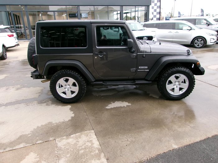 2017 Jeep Wrangler Sport