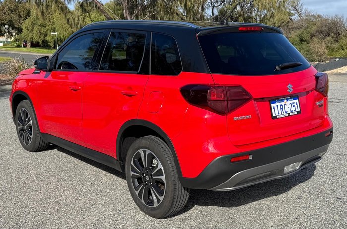2024 Suzuki Vitara Turbo LY Series II Bright Red