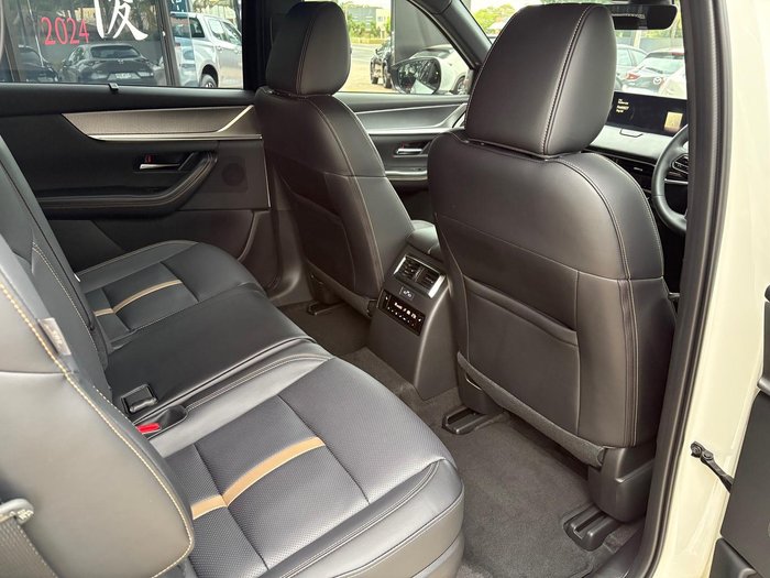 2025 Mazda CX-80 D50e Azami