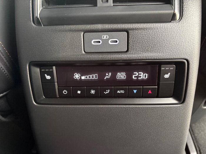 2025 Mazda CX-80 D50e Azami