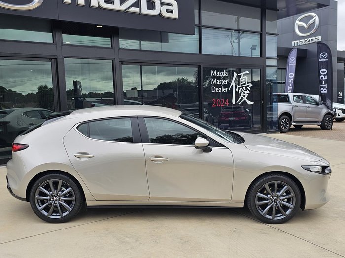 2025 Mazda 3 G20 Evolve