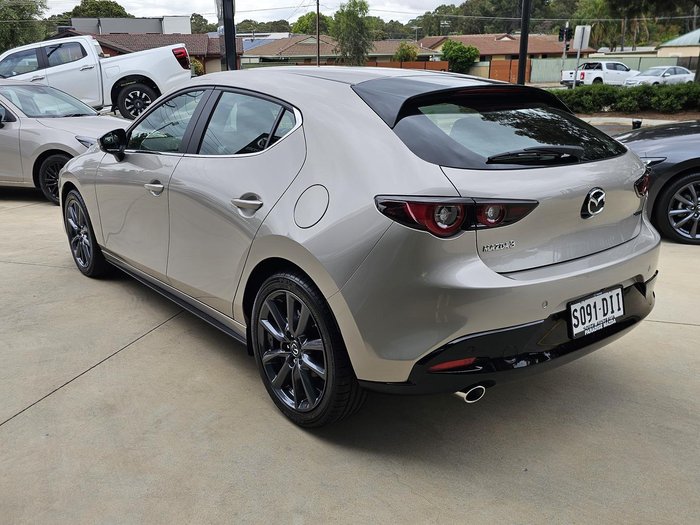 2025 Mazda 3 G20 Evolve