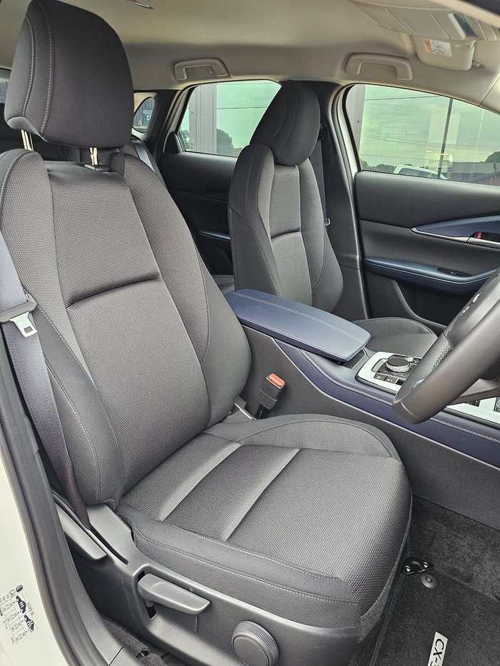 2025 Mazda CX-30 G20 Evolve