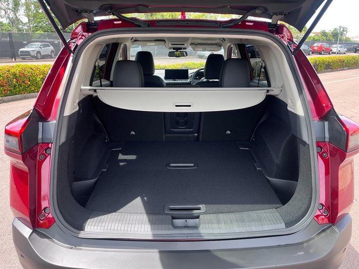 2025 Nissan X-TRAIL ST-L