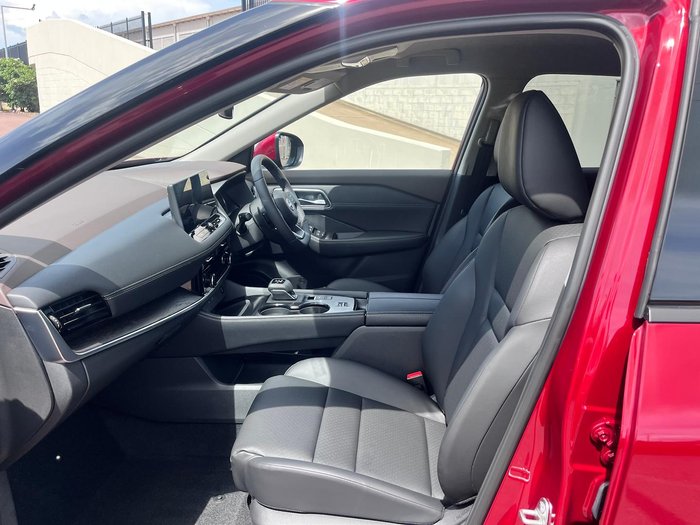 2025 Nissan X-TRAIL ST-L