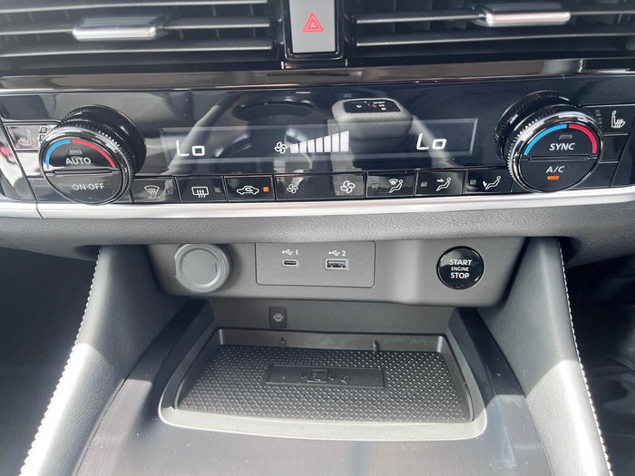 2025 Nissan X-TRAIL ST-L