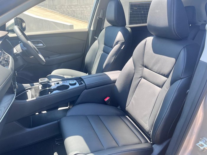 2025 Nissan X-TRAIL Ti