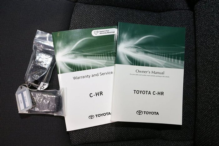 2025 Toyota C-HR GXL