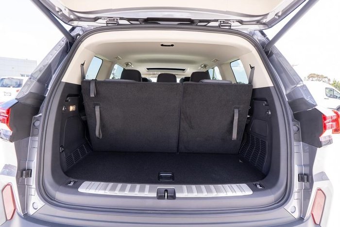 2025 LDV D90 Executive