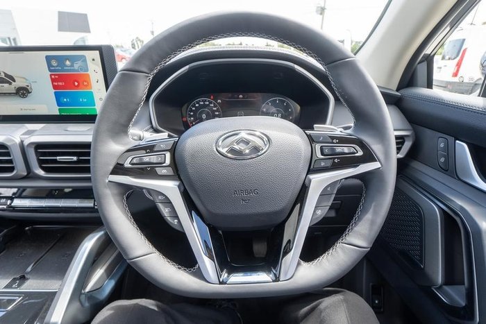 2025 LDV D90 Executive