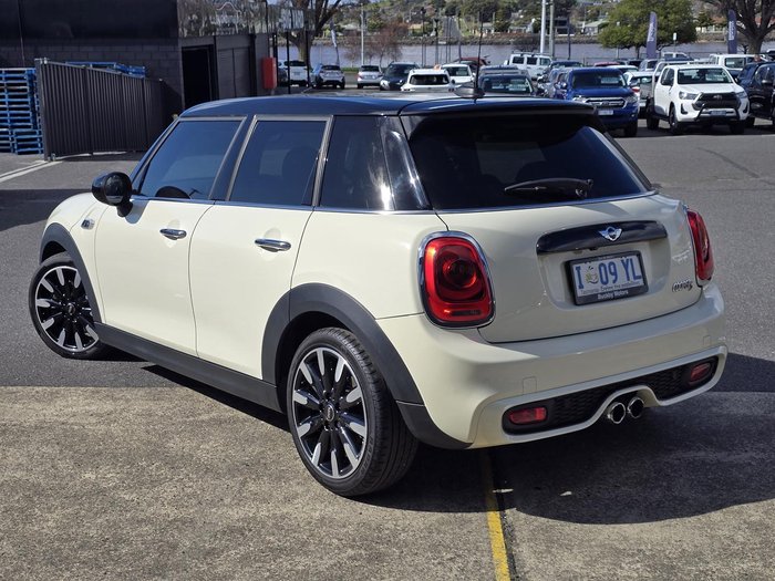 2016 MINI Hatch Cooper S F55