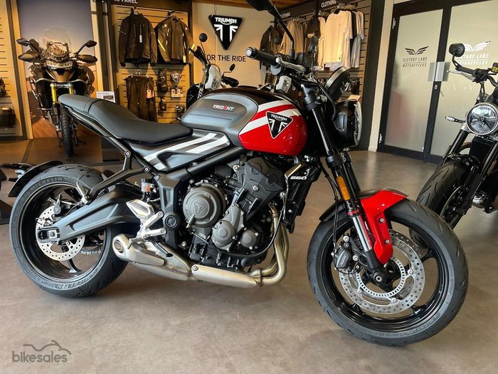 TRIUMPH TRIDENT 660 ROAD TRIDENT Red / Black