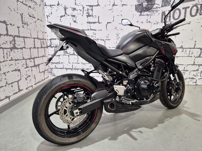 2020 Kawasaki Z900 (ZR900F) Z Black