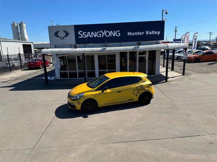 2016 Renault Clio R.S. 200 Cup IV B98 Liquid Yellow