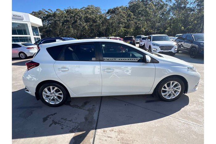 2015 Toyota Corolla Ascent Sport