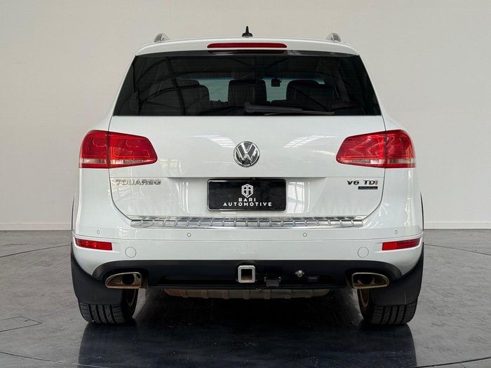 2013 Volkswagen Touareg V6 TDI 7P MY14 Four Wheel Drive Pure White