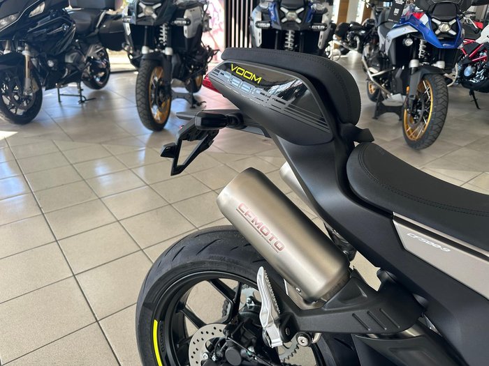 2025 CFMOTO 500 SR Voom SR Blue