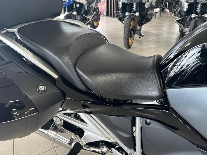 2022 BMW R 1250 RT Triple Black R 1250 Black
