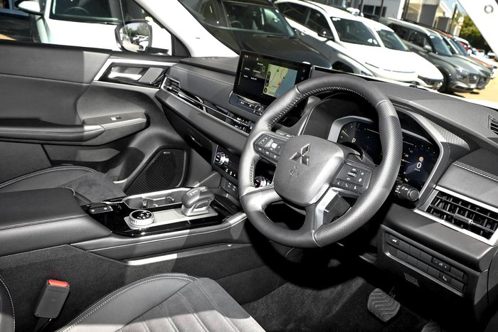 2025 Mitsubishi Outlander Aspire