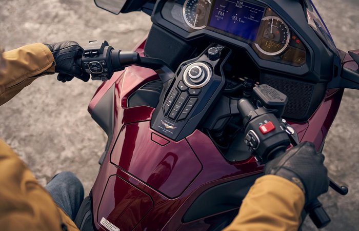 2025 Honda GoldWing Tour Premium GoldWing Gold