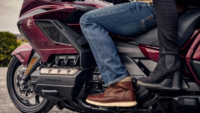 2025 Honda GoldWing Tour Premium GoldWing Gold