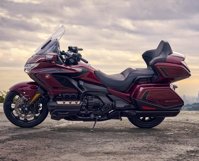 2025 Honda GoldWing Tour Premium GoldWing Gold