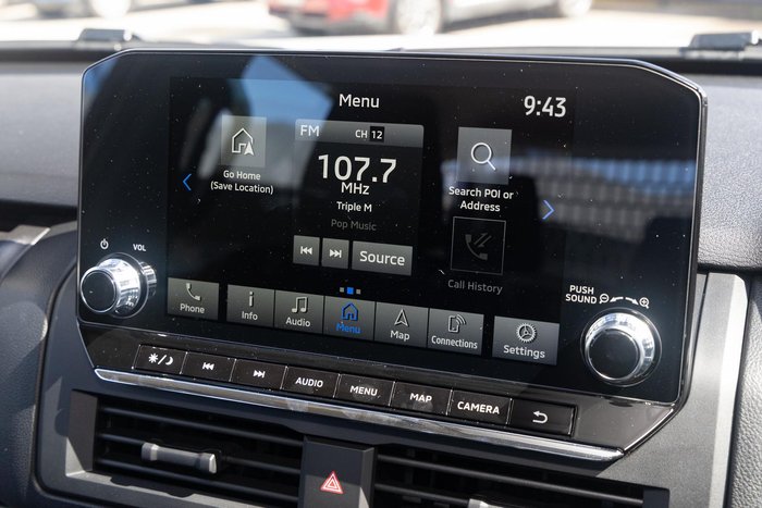 2025 Mitsubishi Triton GLX