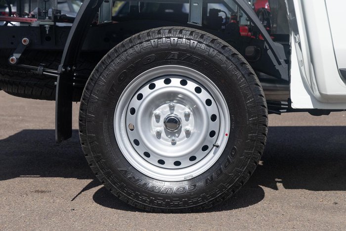 2025 Mitsubishi Triton GLX