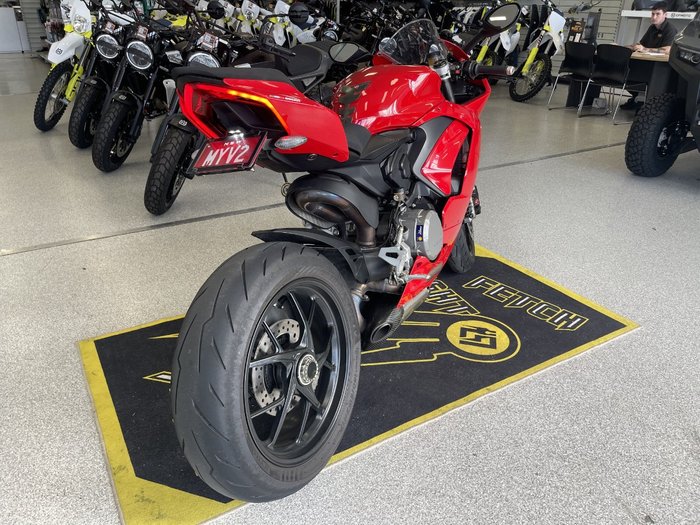 2020 DUCATI PANIGALE V2 RED
