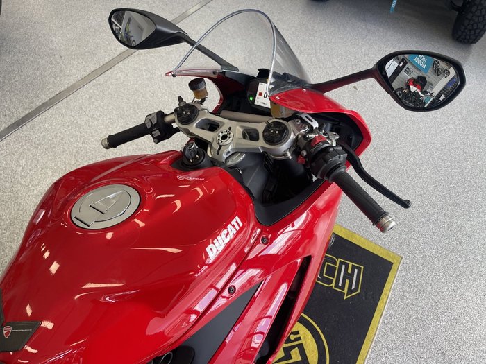 2020 DUCATI PANIGALE V2 RED