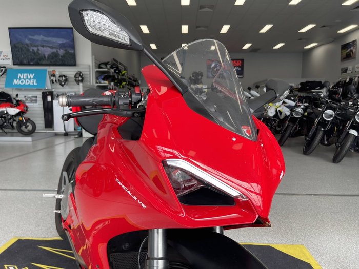 2020 DUCATI PANIGALE V2 RED