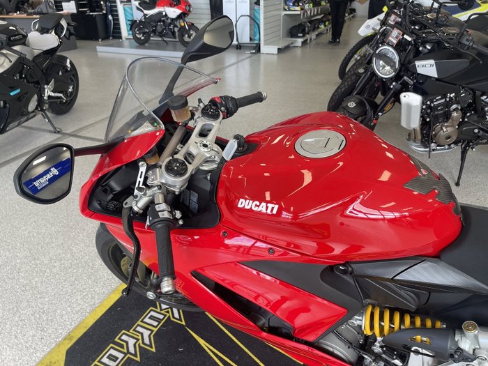 2020 DUCATI PANIGALE V2 RED