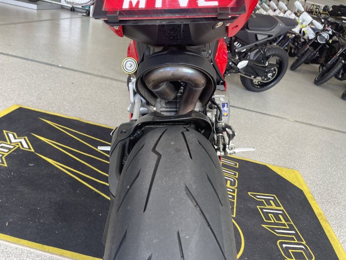2020 DUCATI PANIGALE V2 RED