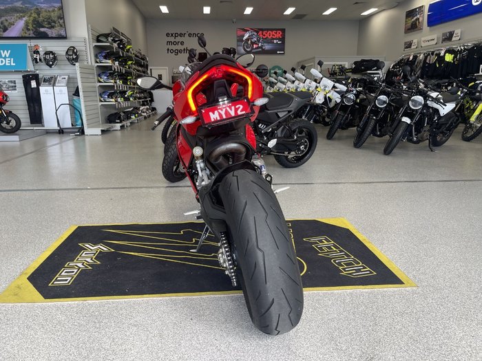 2020 DUCATI PANIGALE V2 RED
