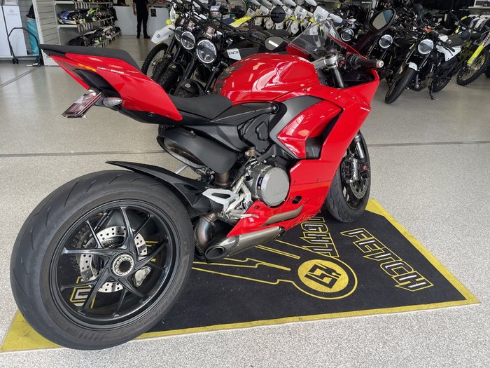 2020 DUCATI PANIGALE V2 RED