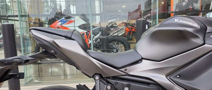 2021 Kawasaki NINJA 650L (LAMS) GREY
