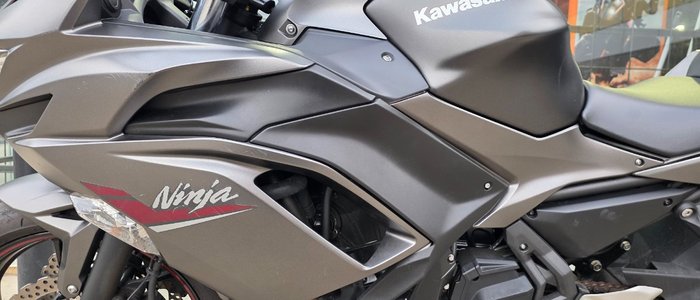 2021 Kawasaki NINJA 650L (LAMS) GREY